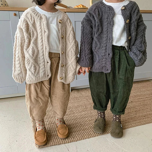 Girls knitted sweater cardigan with coarse wool and retro design for ages 1-8 years
